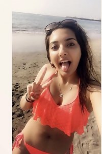 Indian nail buddy from London - what would you do?