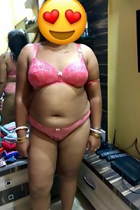 busty Bengali Wives from Kolkata